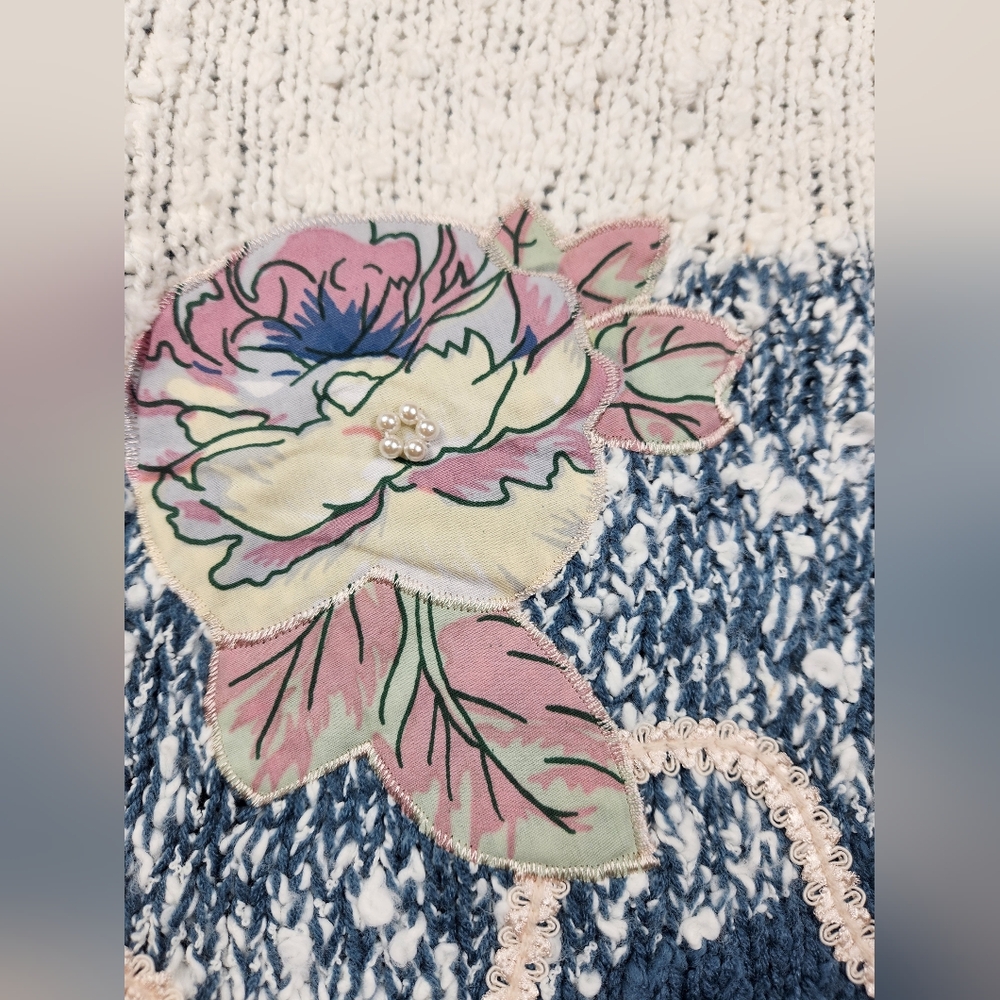 Vintage Needles & Yarn Blue Floral Embroidered Knit Sweater M 80s Grandmacore View 3
